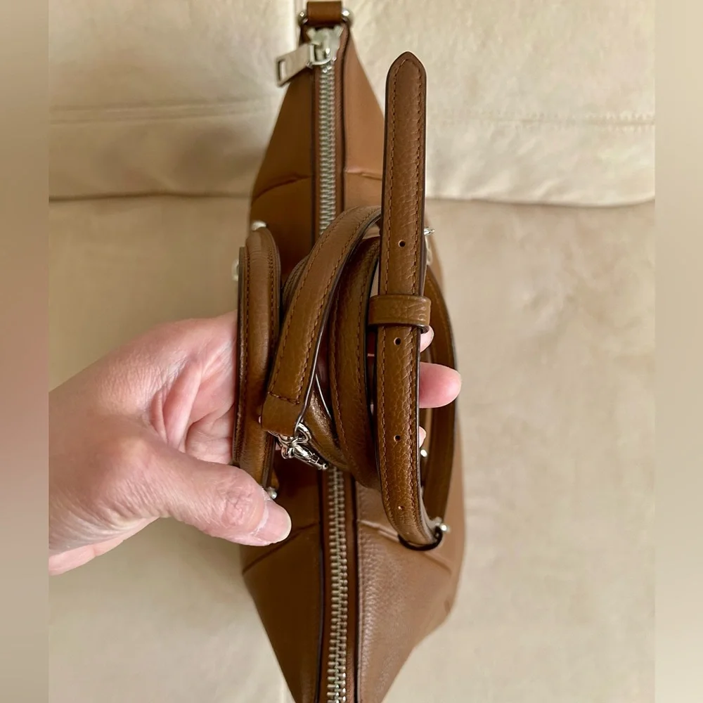 Coach Classy Leather Large Carryall, Tote, Work Bag, Crossbody, Vacation Bag - Picture 10 of 16